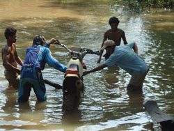 Motorcycle_Cambodia